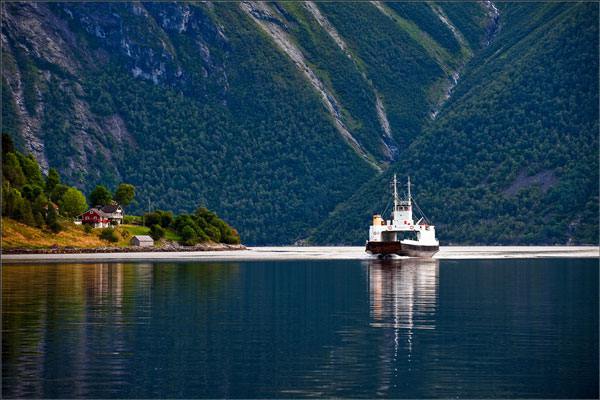 Норвегия,берег левый,берег правый,фъорд,горы