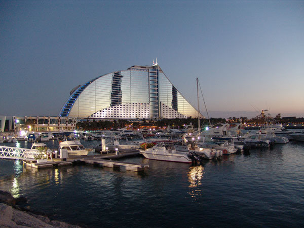       Jumeirah Beach Hotel