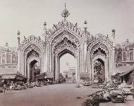 Ворота базара в Лакхнау, 1865